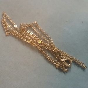 Gold chain necklace